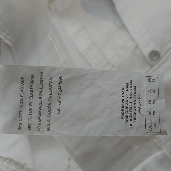 White denim, capri, size 24 - Picture 6 of 9